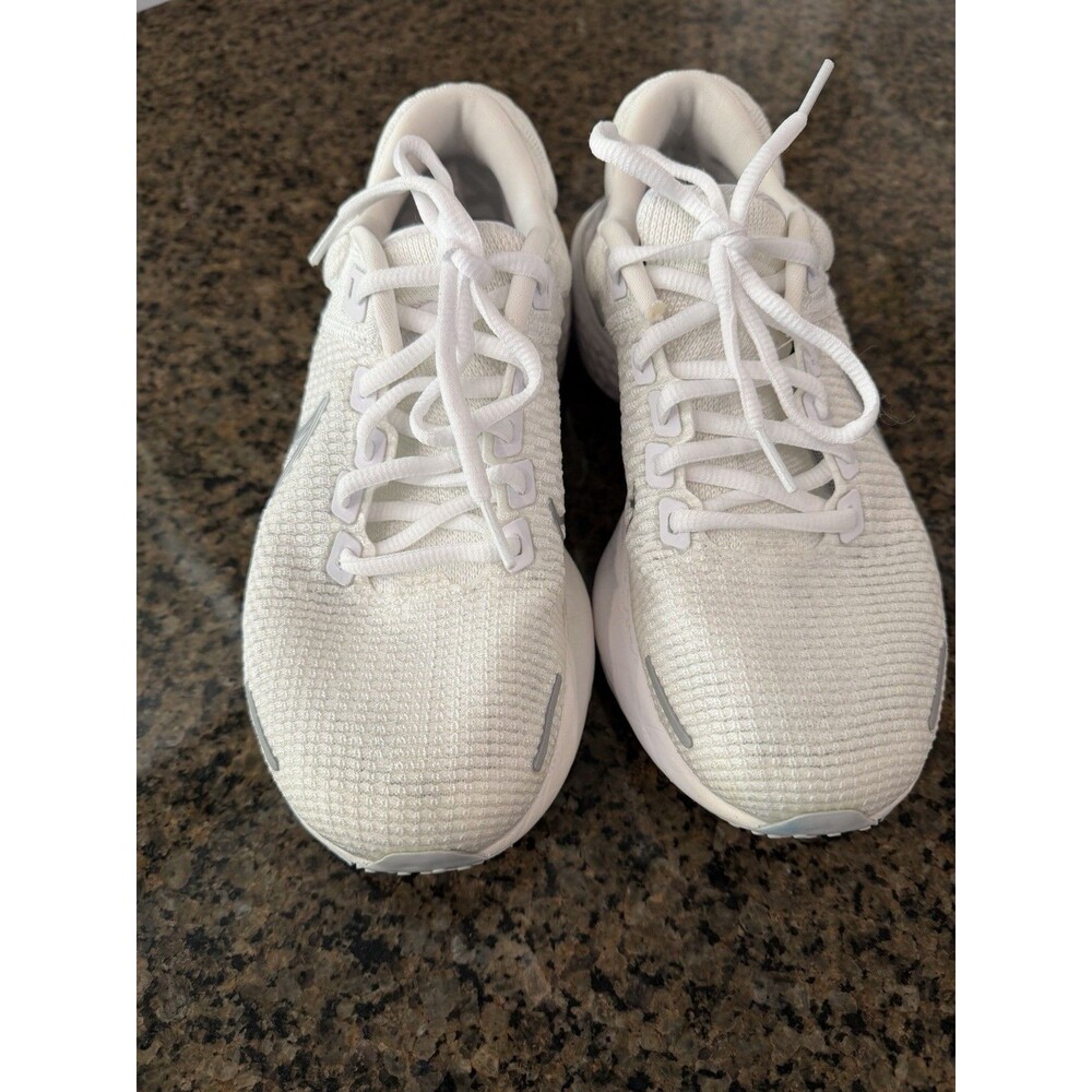 Nike ZoomX Invincible Run Flyknit 2 White Metallic Silver Women's 7.5 DC9993-101